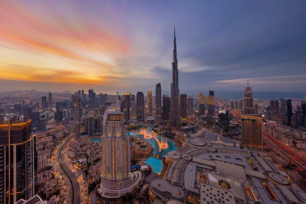 버즈칼리파를 중심으로 펼쳐진 두바이 대표 스카이라인 전경(출처=VisitDubai)