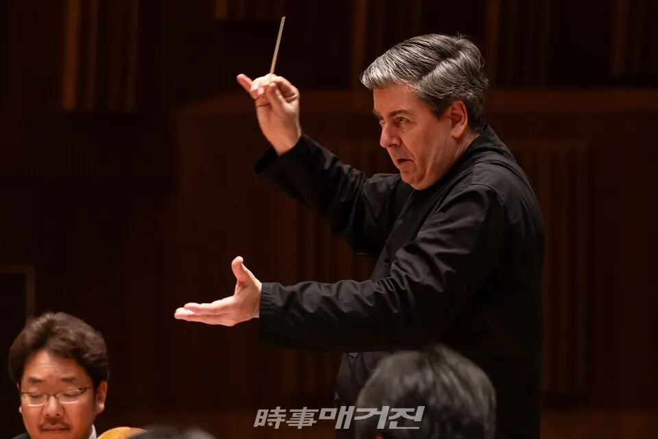 제바스티안 바이글레(사진_요미우리 니폰 심포니)