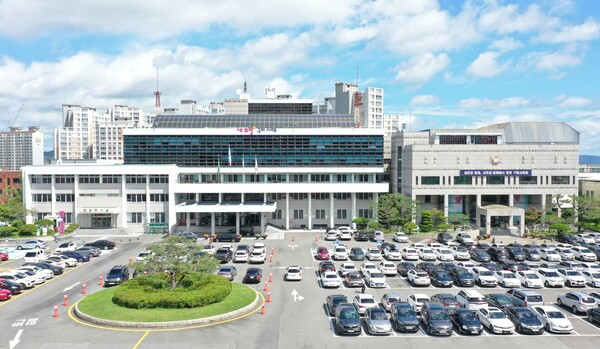 구미시청 청사.(사진_구미시)
