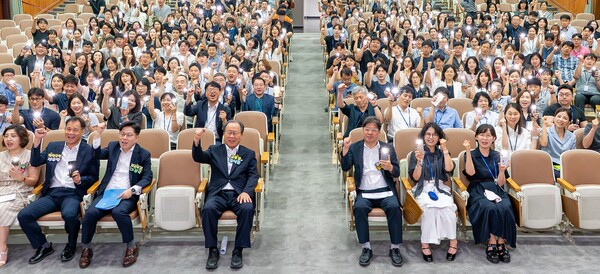 '청렴을 잇다, 교육감과 함께하는 공감토크 장면. (사진_부산교육청)