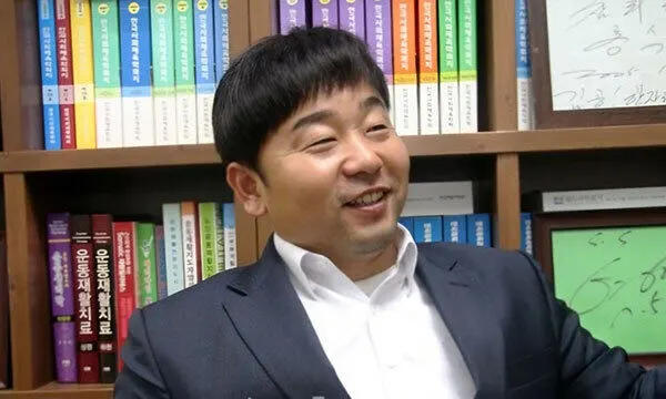 대한체조협회 이사이자 시사매거진 사장인 김공 씨가 대한배드민턴협회 회장선거운영위원회 위원으로 선임되었다. 대한배드민턴협회는 오는 1월 16일 새로운 협회장 선거를 앞두고 있다.