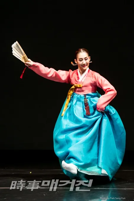 춤판팔일, '이채현의 입춤' (사진=박상윤 기자)