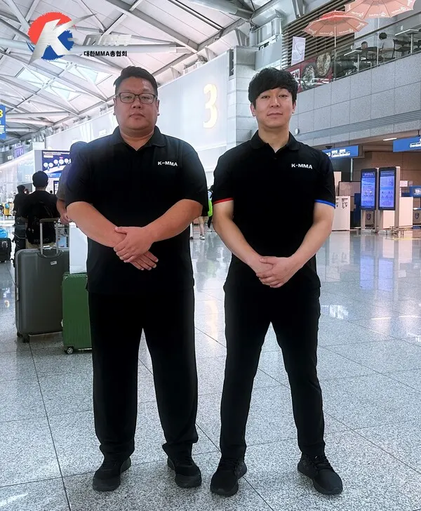 왼쪽부터 전성원 심판, 양서우 심판