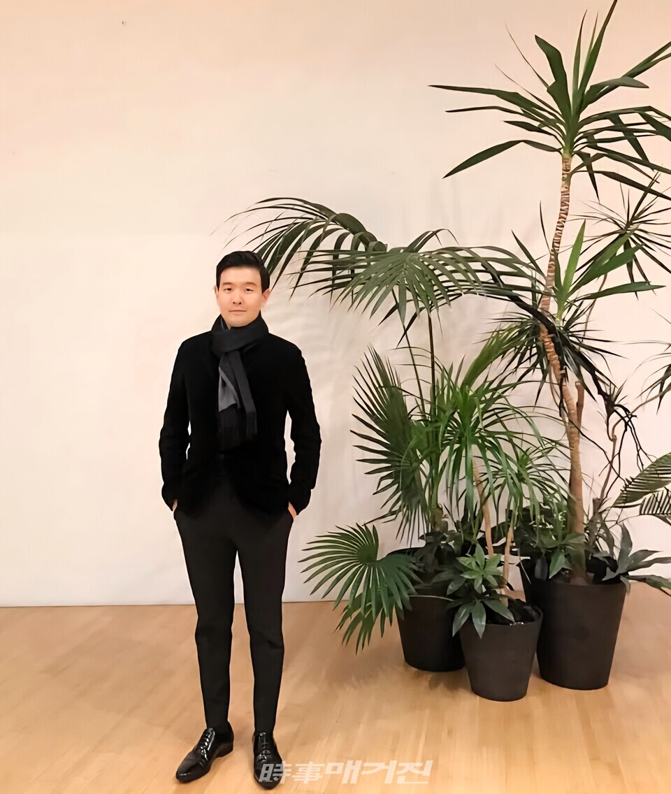 지휘자/피아니스트 한상일(사진_PAPA)