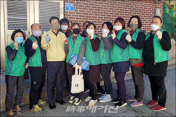 광주 서구 양3동 새마을협의회·부녀회, 돌봄 어르신 주거환경개선사업 추진!