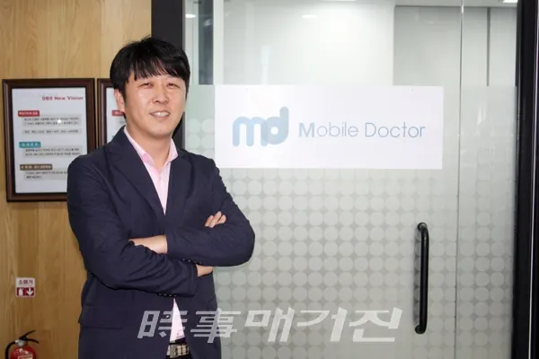 신재원 가정의학과전문의 겸 모바일닥터 CEO는 서울대 가정의학과를 졸업한 후 MBC 문화방송에서 의학전문기자로 활동하며 쌓은 인내심과 정보력 그리고 많은 경험을 터득한 내공으로 ‘열나요’ 앱을 개발했다.