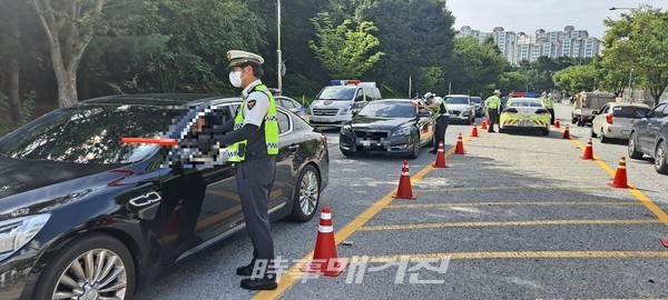 야간 점등 의무화. 사진과 기사내용은 무관함 (사진_광산경찰서)