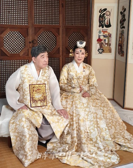 김희라 부부가 티비조선에 방영될 마이웨이를 촬영하고 있다.(사진_시사매거진)