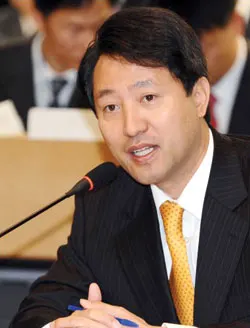 ▲ ‘구관(舊官)이 명관(名官)이다’라는 말처럼 당내 차기 서울시장 후보군 중 가장 유력시되는 인물은 단연 오세훈 현 서울시장이다. 오 시장은 이미 여러 차례 언론과의 인터뷰를 통해 “서울시장 재선에 나서겠다”고 밝혀왔다.