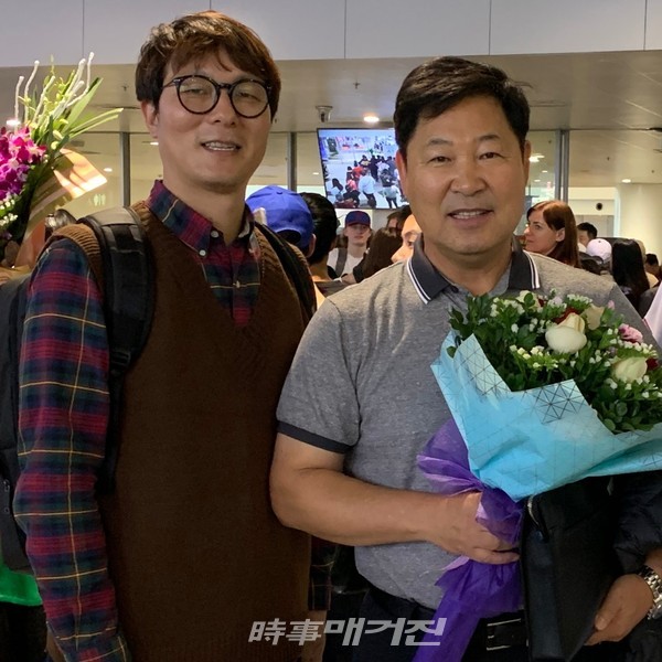 이만수 헐크파운데이션 이사장(좌)과 이장형 선생(우)(사진_헐크파운데이션)