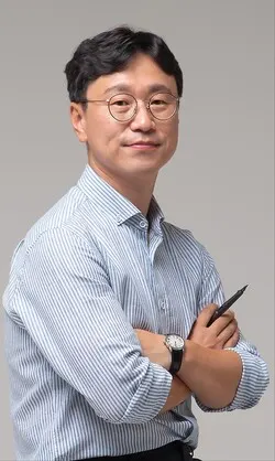 저자 최용선 민주연구원 부원장 최용선