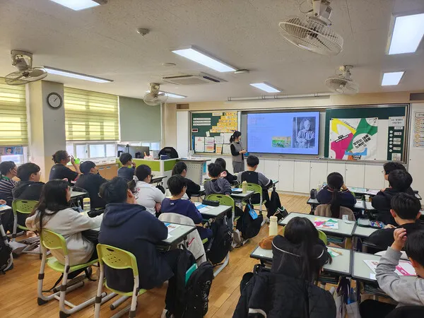 '2025 하반기 찾아가는 미술교실'.(사진_대구문화예술회관)