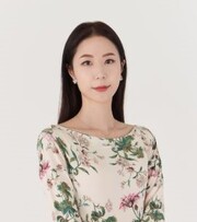 윤여선 작가