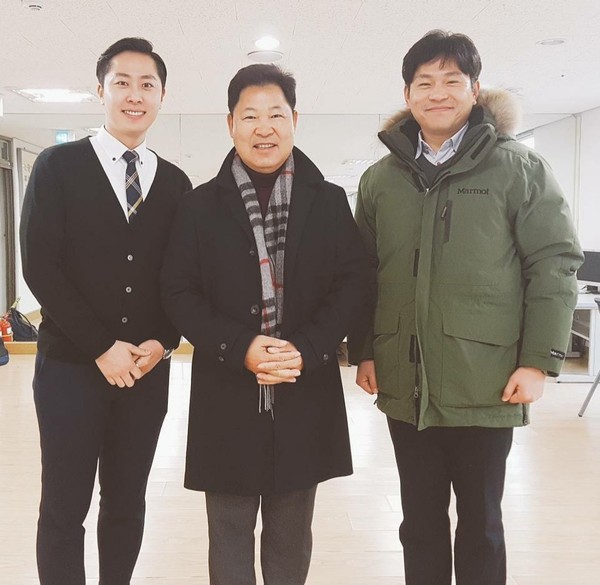 천항욱 선생님(왼쪽)과 김영훈 선생님(오른쪽)(사진_헐크파운데이션)