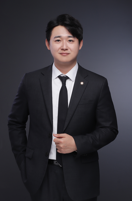(사진_변호사 강성진)