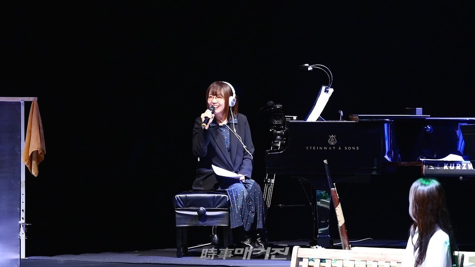 작곡가 심연주와 극음악 전문 앙상블 ‘드라뮤지션’(dramusician) (사진=극단 벼랑끝날다)