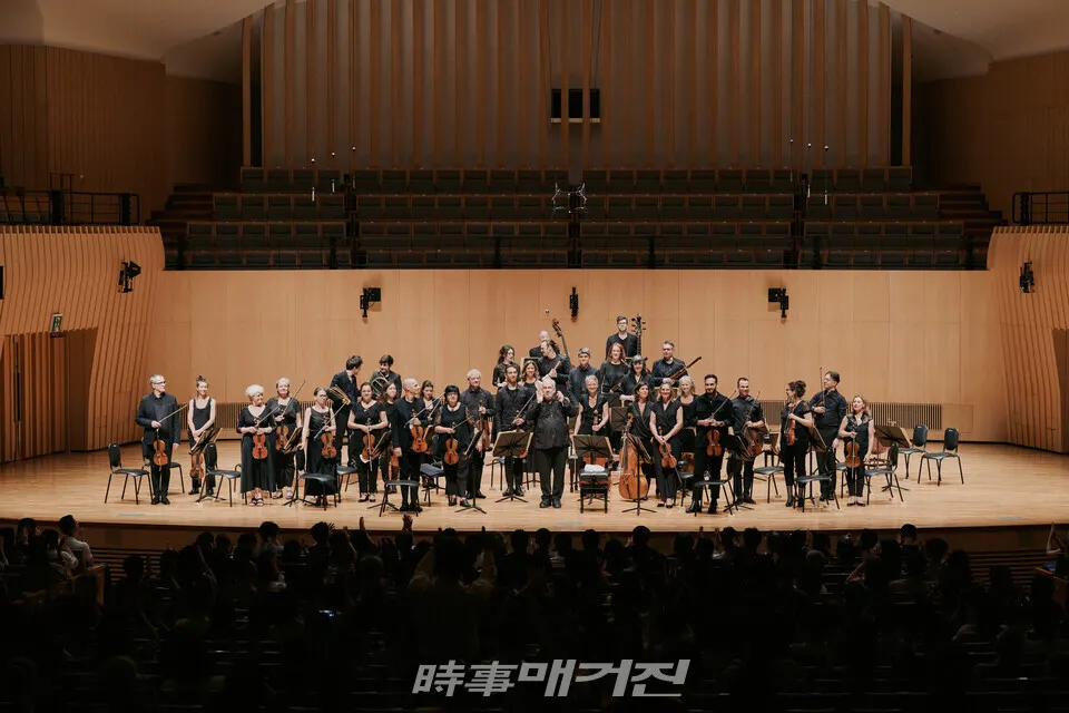 루브르의 음악가들 & 마크 민코프스키(사진_아트센터인천)