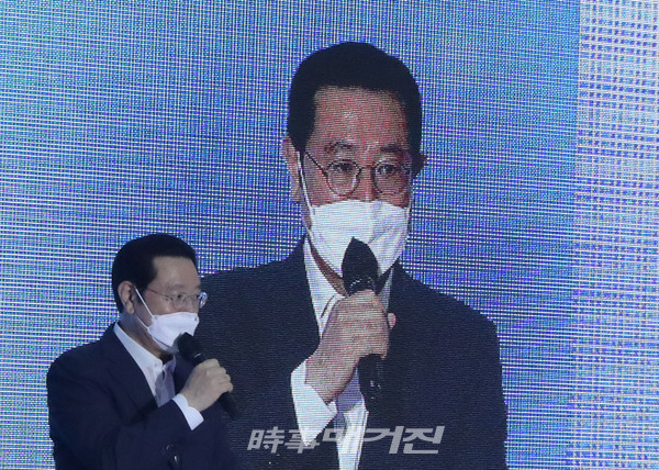 이용섭‧권영진 시장, 광주역에서 ‘제2기 달빛동맹 협약식’ 개최(사진_최윤규 기자)