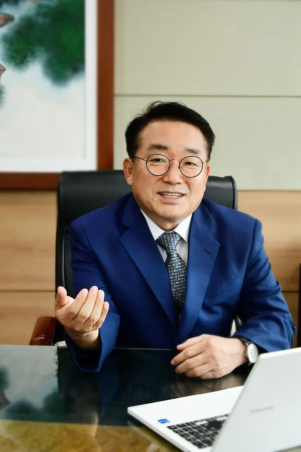 광주시의회 정무창 의장(사진_광주시의회)