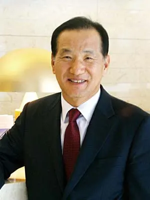▲ 우희명 회장은 오랜 경력과 노하우로 비싼 호텔이 즐비한 서울 권역에서 합리적인 가격에 최상의 서비스를 제공하는 차별화된 전략으로 호텔을 이끌고 있다.